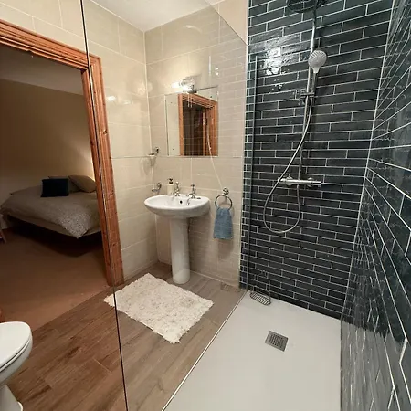 Wild Ocean Embrace - 5 Min From Surfing Tullaghan