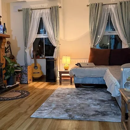 Wild Ocean Embrace - 5 Min From Surfing Tullaghan