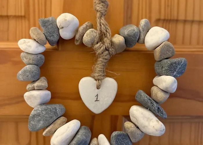 Wild Ocean Embrace - 5 Min From Surfing *