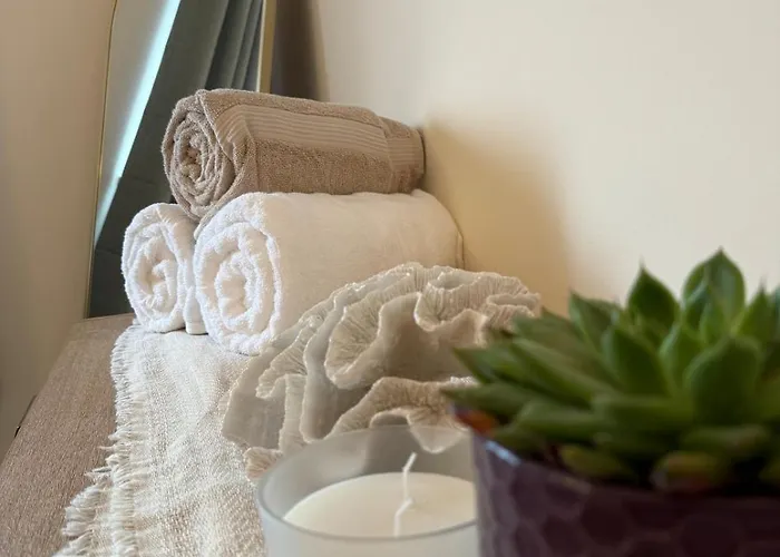 Wild Ocean Embrace - 5 Min From Surfing *