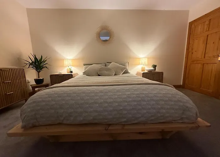 Wild Ocean Embrace - 5 Min From Surfing * Tullaghan