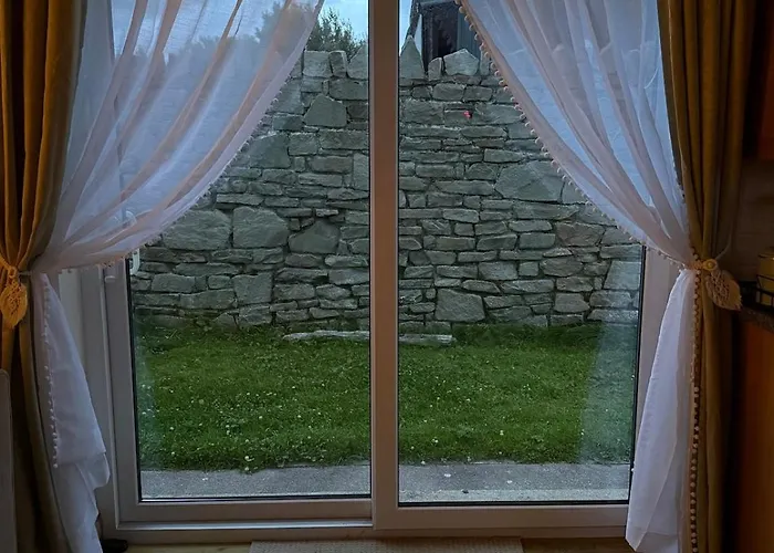 Wild Ocean Embrace - 5 Min From Surfing * Tullaghan